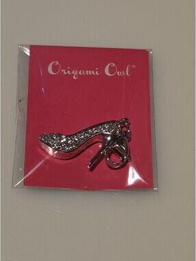 Origami Owl Silver Pave High Heel Dangle Charm w/ Swarovski Crystals DG4067